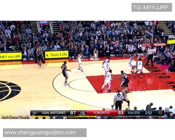 成都篮球队中路突破的战术解析与球员表现深度剖析 成都篮球队中路突破的战术解析与球员表现深度剖析